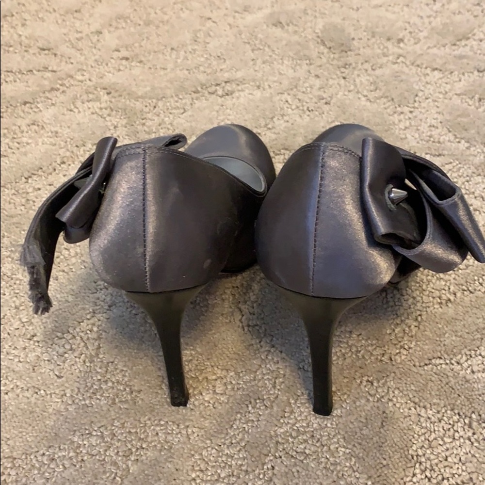 Report Signature Heels - Picture 2 of 3